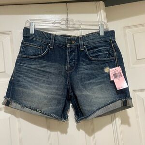 - JUICY COUTURE Women’s Jean Shorts denim shorts size 26‎